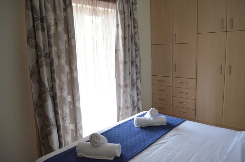 Apartamentos Blue Ark Aigeira Flat & Studio