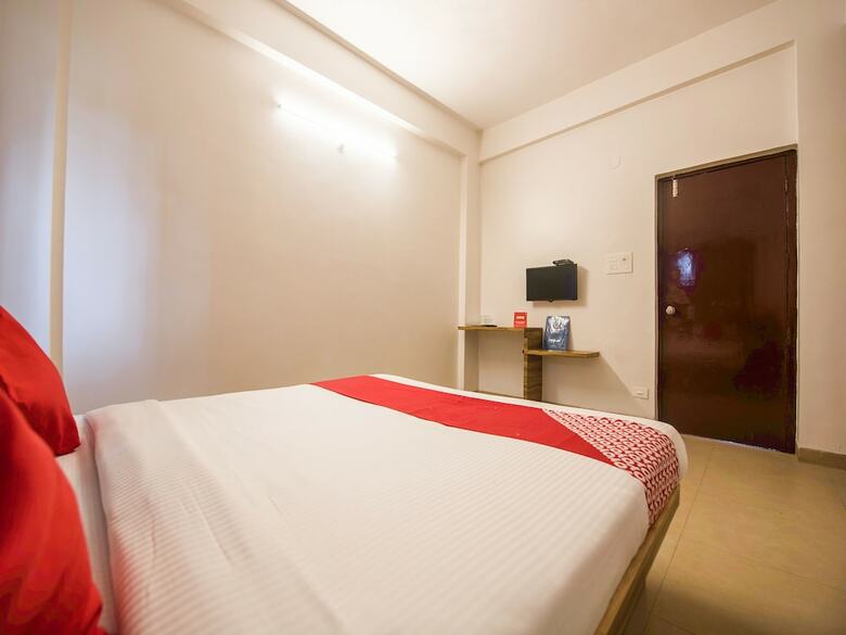Hotel Oyo 13168 Primrose Regency