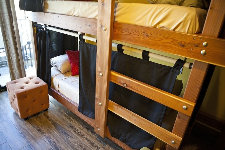 Nomads Hotel