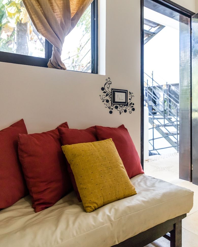 Hotel Noraa Inn