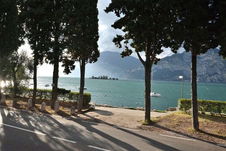 Apartment Fiocco With Lake View Terrace