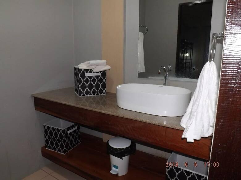 Hotel Siargao Residency