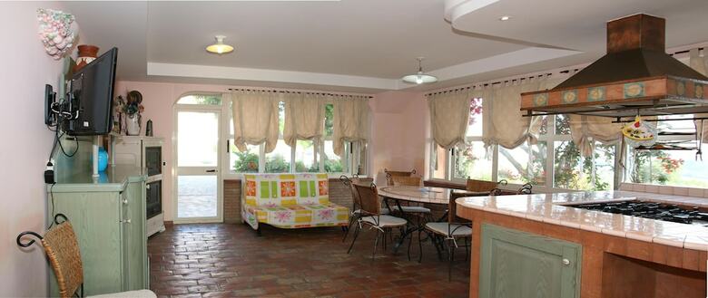 Apartamento Anthos Casa Vacanze