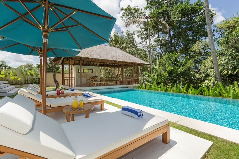 Villa Rusa Biru