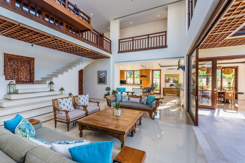 Villa Rusa Biru