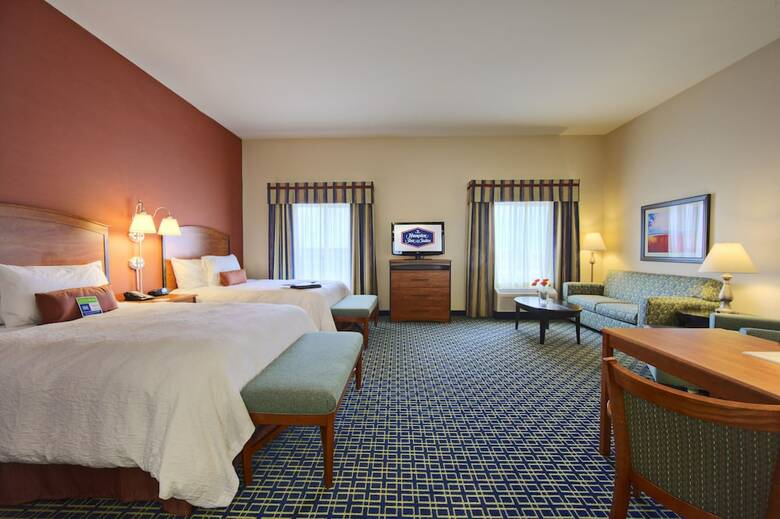 Hotel Hampton Inn And Suites Ridgecrest