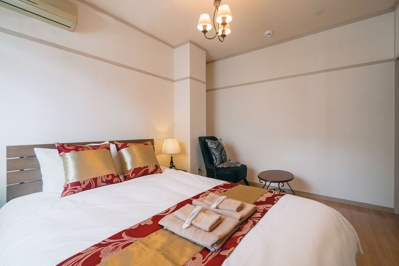 Apartamentos Ikidane House Shimanouchi Osaka