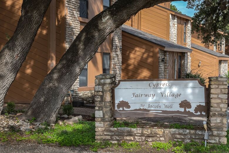Hotel Cypress Fairway Village