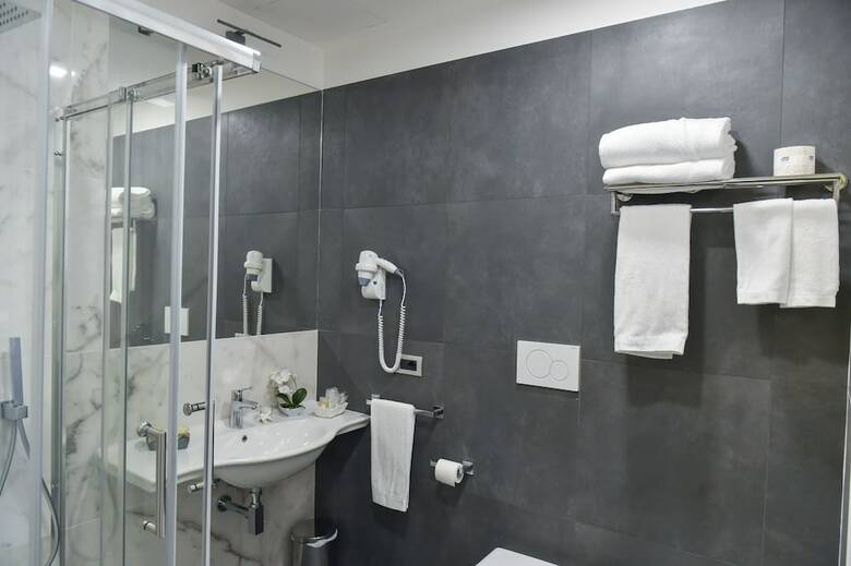 Hotel Pompei Inn Ruins Luxury Suites