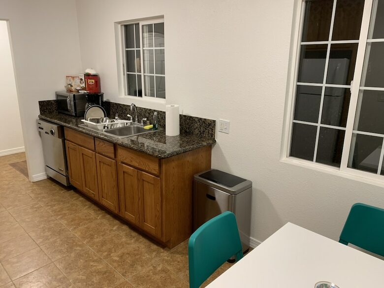 Hostal Barton Bed & Breakfast