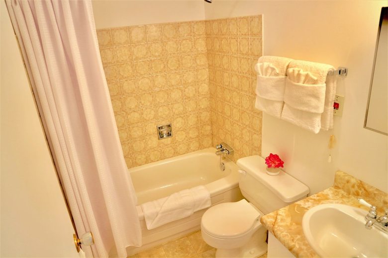 Posada Lakeshore Boutique Inn Inc.