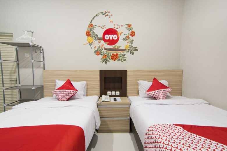 Hostal Oyo 114 Plemburan Residence