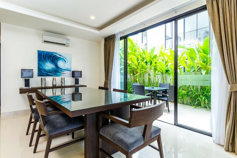 Laguna Park Villas
