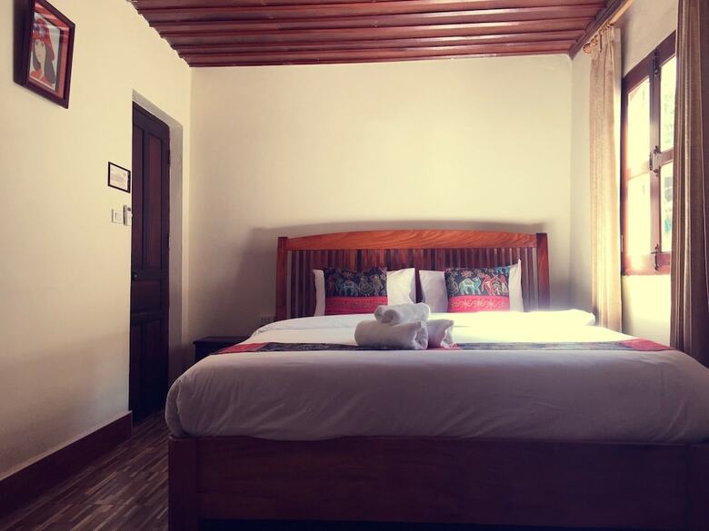 Hotel Khoun Phet Guesthouse