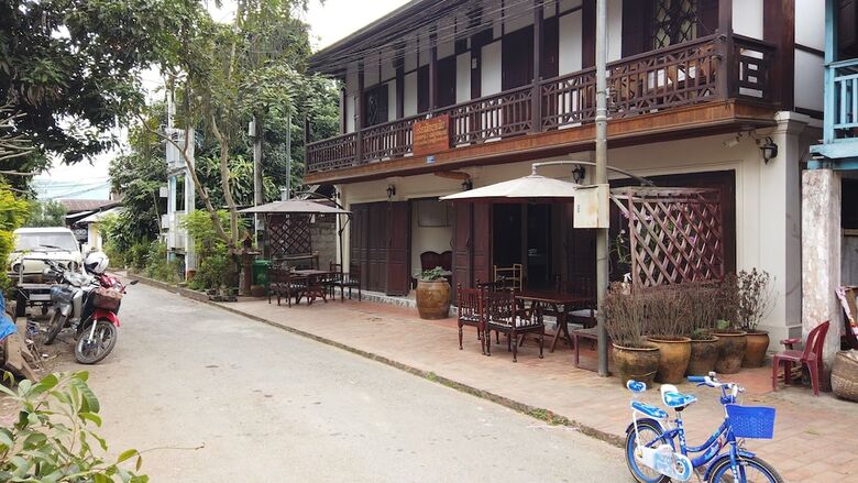 Hotel Khoun Phet Guesthouse