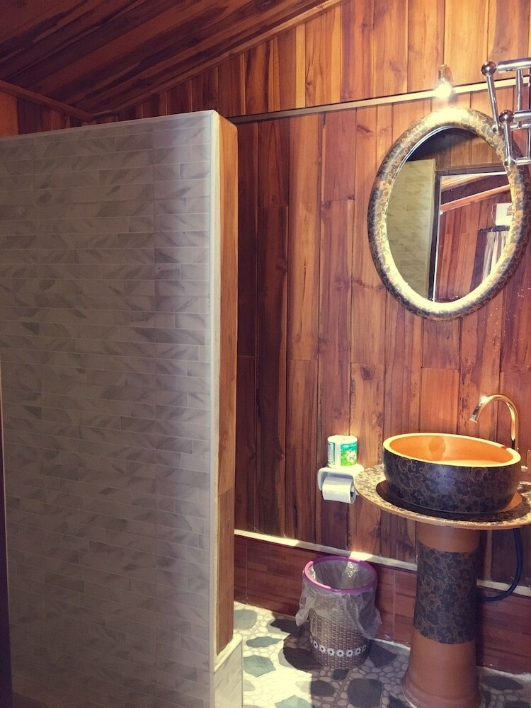 Hotel Khoun Phet Guesthouse