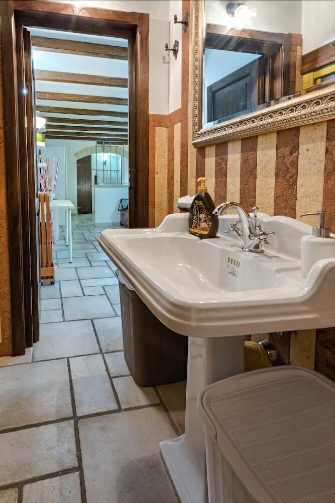 B&B Due Passi Dal Borgo Antico