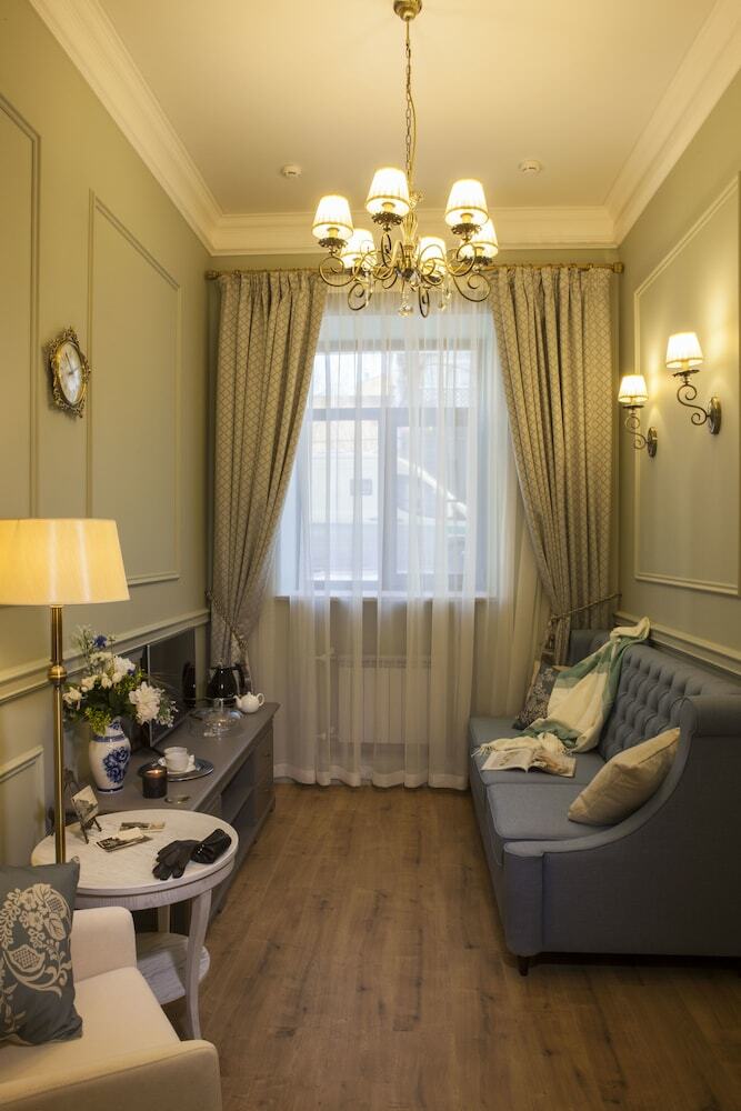 Dom Sivre Boutique Hotel