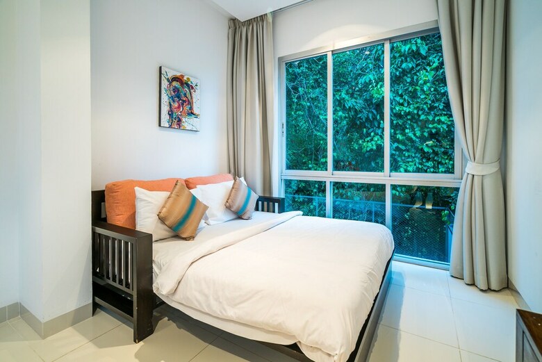 Parinda Villa In Naka Hills