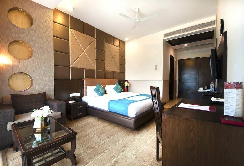 Hotel Golf View Suites