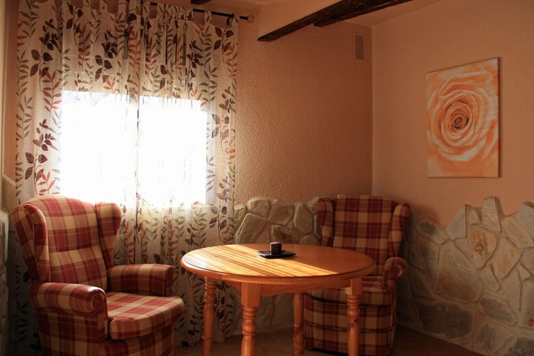 Camping Bungalows Las Ca�adas