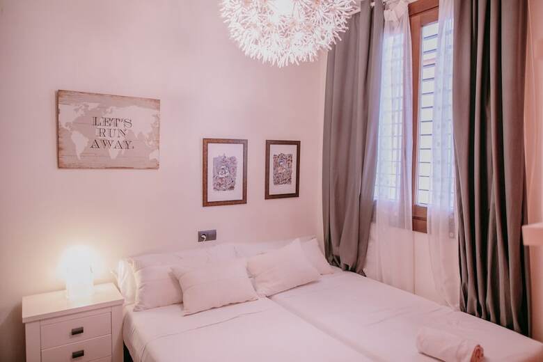 Apartamentos M�laga R�o City Center