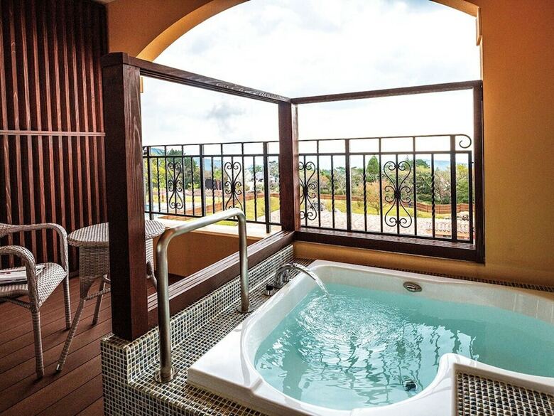 Hotel La Vista Kirishima Hills