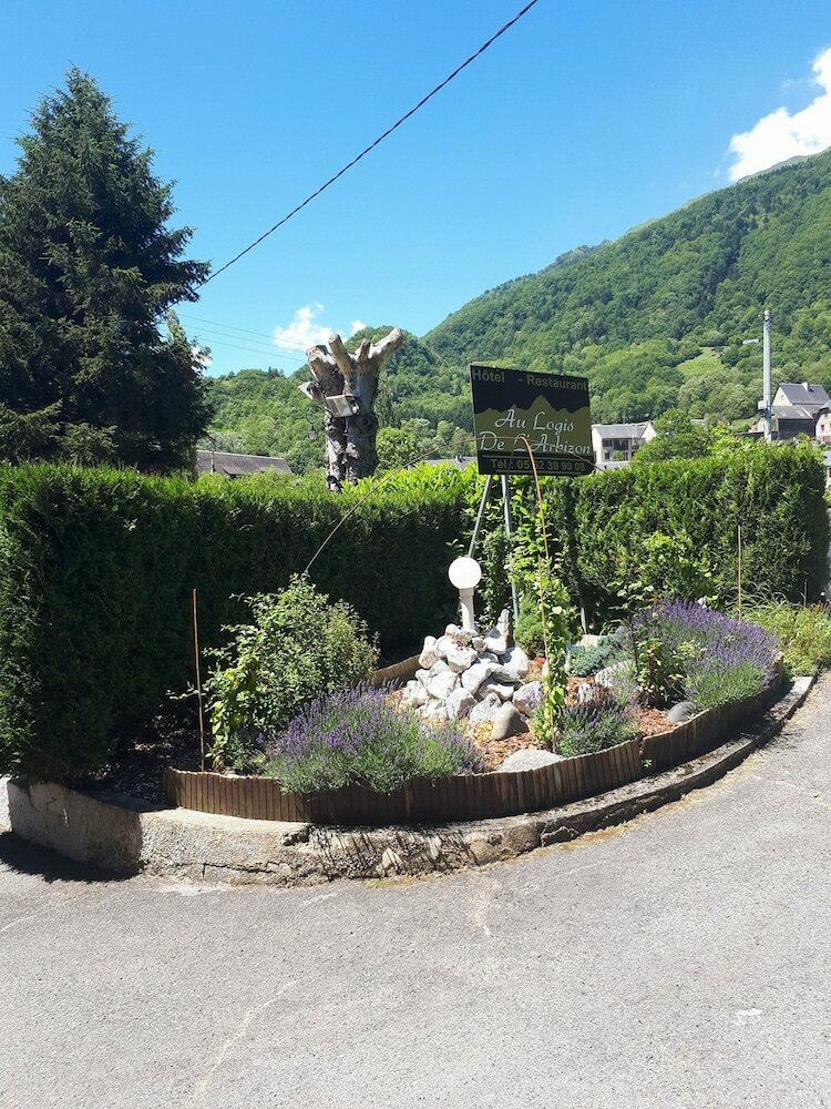 Hotel Au Logis de L' Arbizon