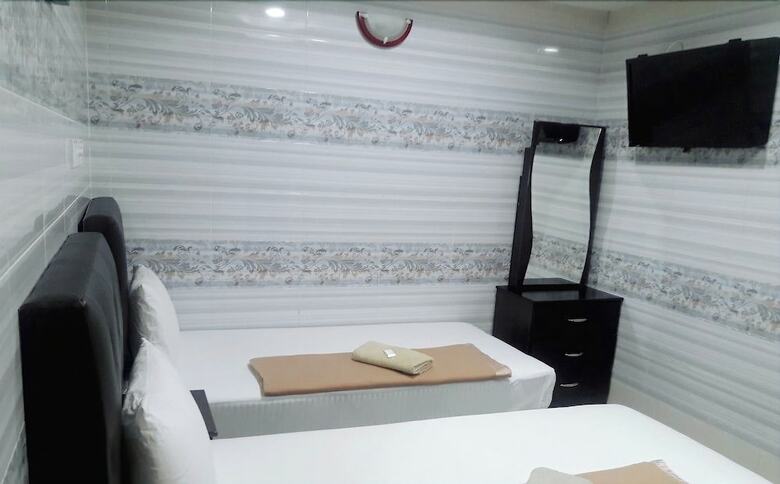 Ark Malawti Hotel