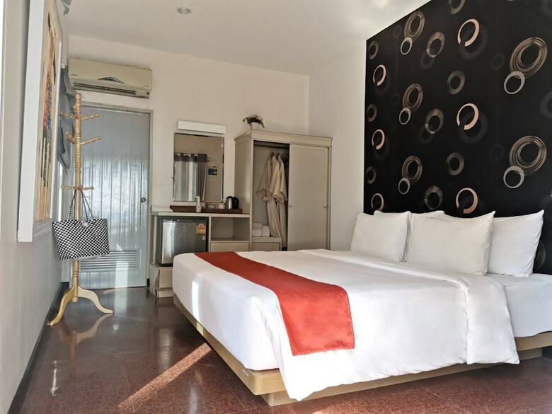 Hotel Villa Cha-cha Krabi Beachfront Resort