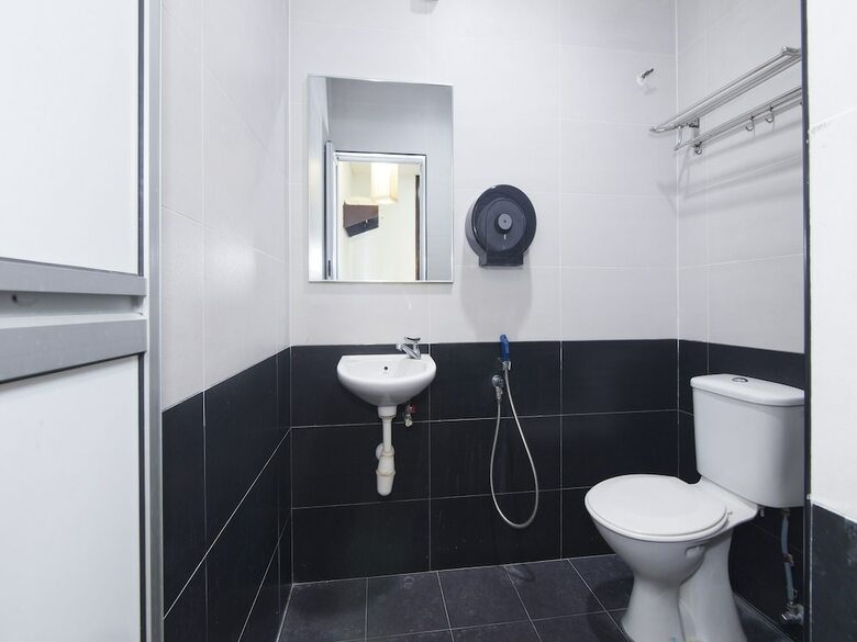 Oyo 498 D&f Boutique Hotel Senawang