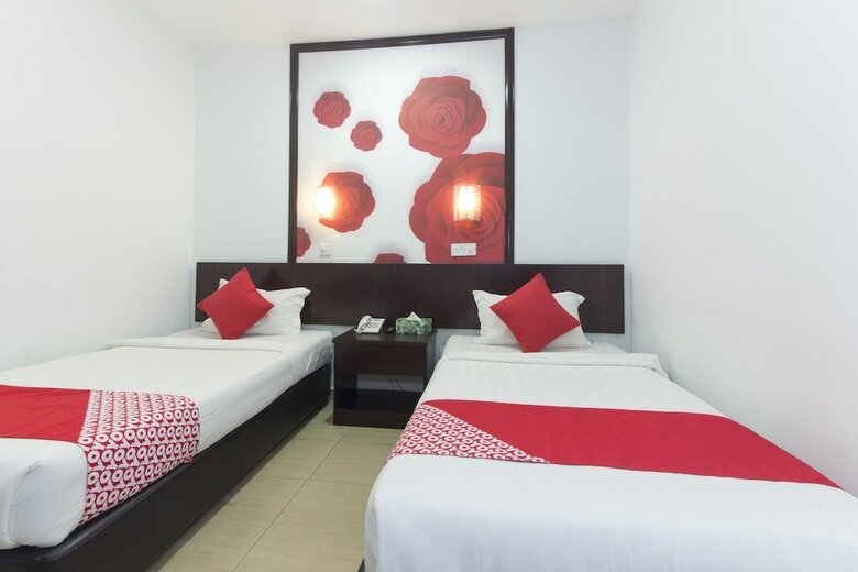 Oyo 498 D&f Boutique Hotel Senawang
