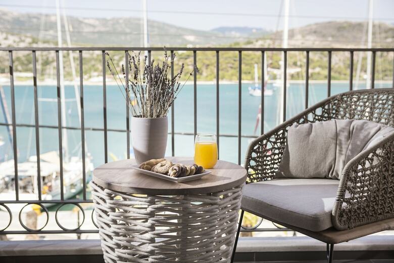 Hotel Argostoli Marina Suites