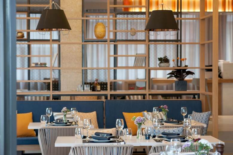 Seasabelle Hotel