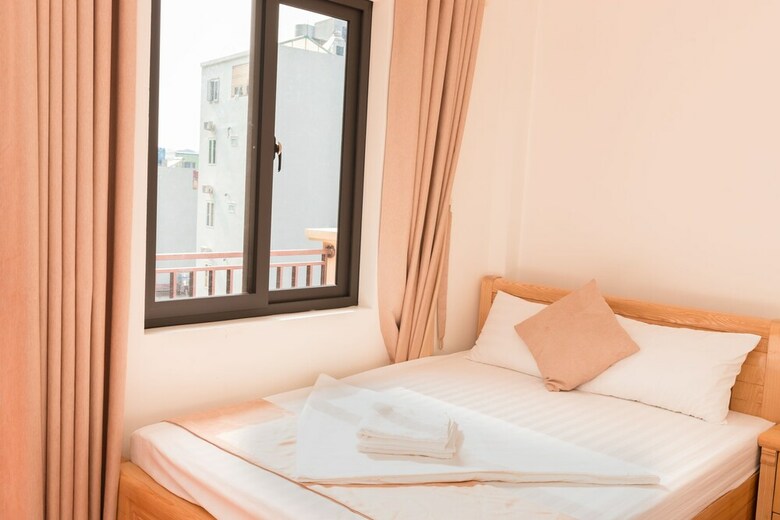 Hotel Golden Land