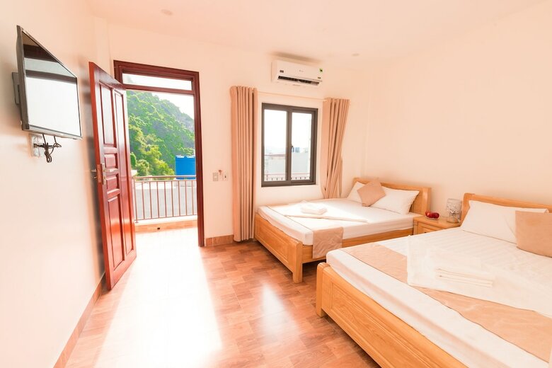 Hotel Golden Land