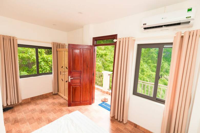 Hotel Golden Land