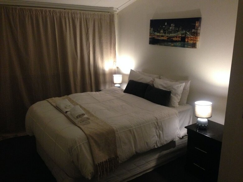 Hotel Noraclox Riverclub