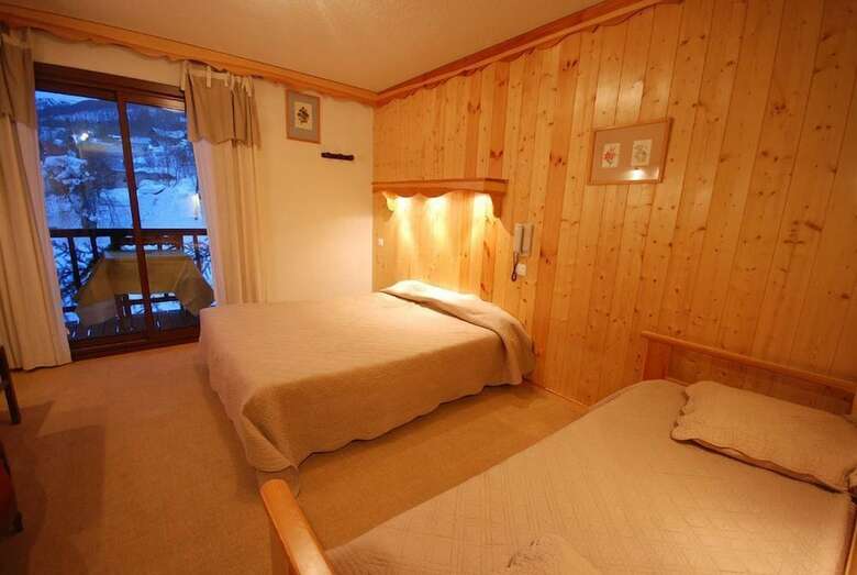 Chalet L'aigli�re - In The Mountains