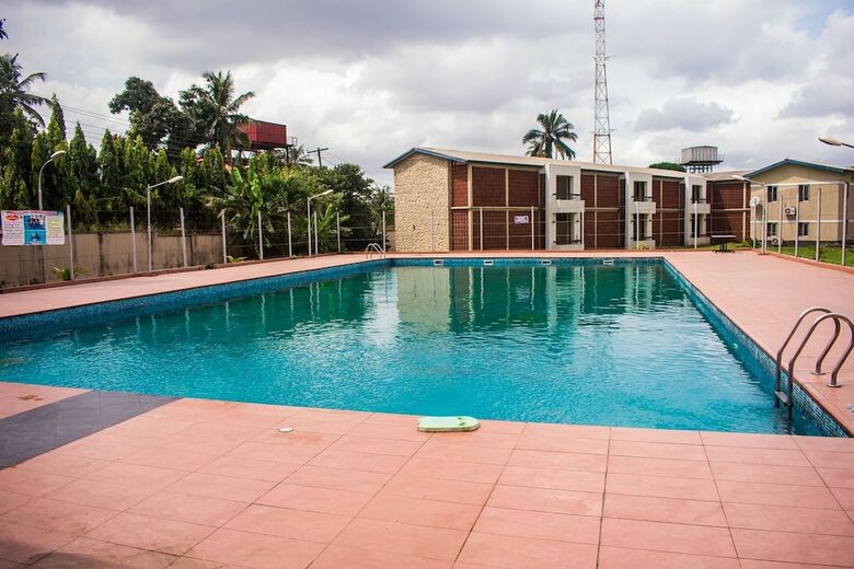 Dbi Guest House