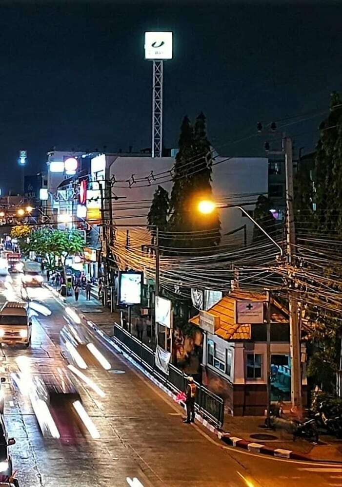 Hotel Pimthong Place