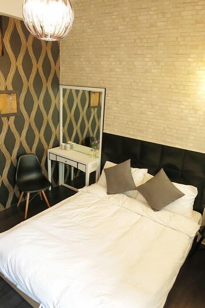 Hotel 2222 Guest House