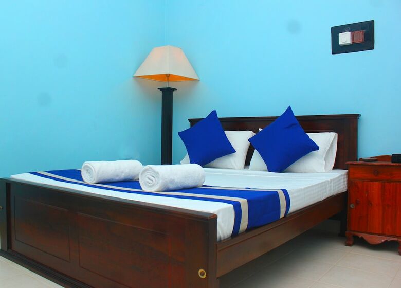 Bed & Breakfast Airport Transit Villa By Eco