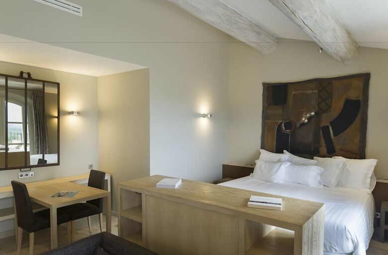 Hotel Coquillade Village