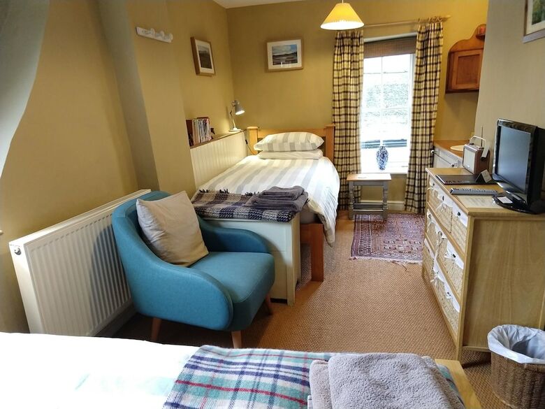 Bridge Cafe Bed And Breakfast
