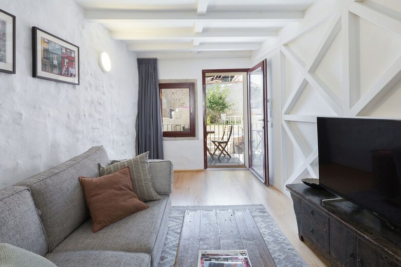 Apartamentos Caldeireiros Feel At Home