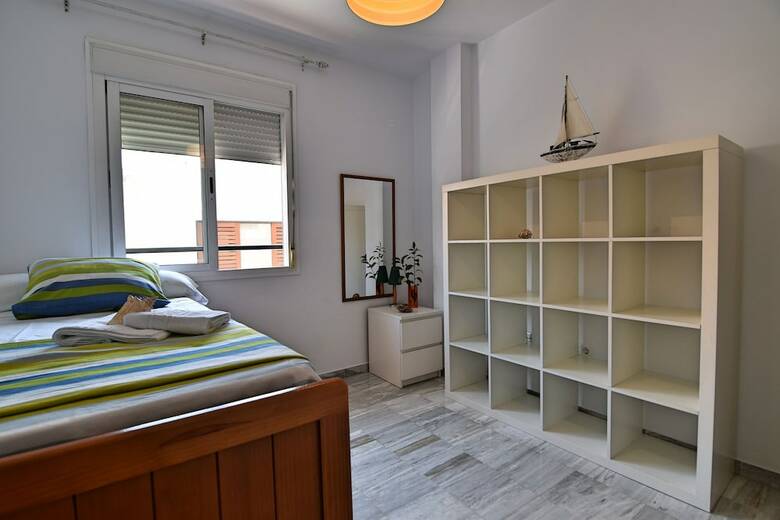 Apartamentos �tico-duplex Pedregalejo/terraza/parking