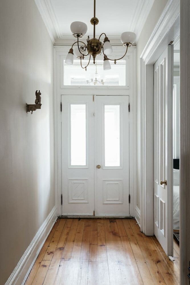 6 Bedroom Townhome Minutes From Nyc