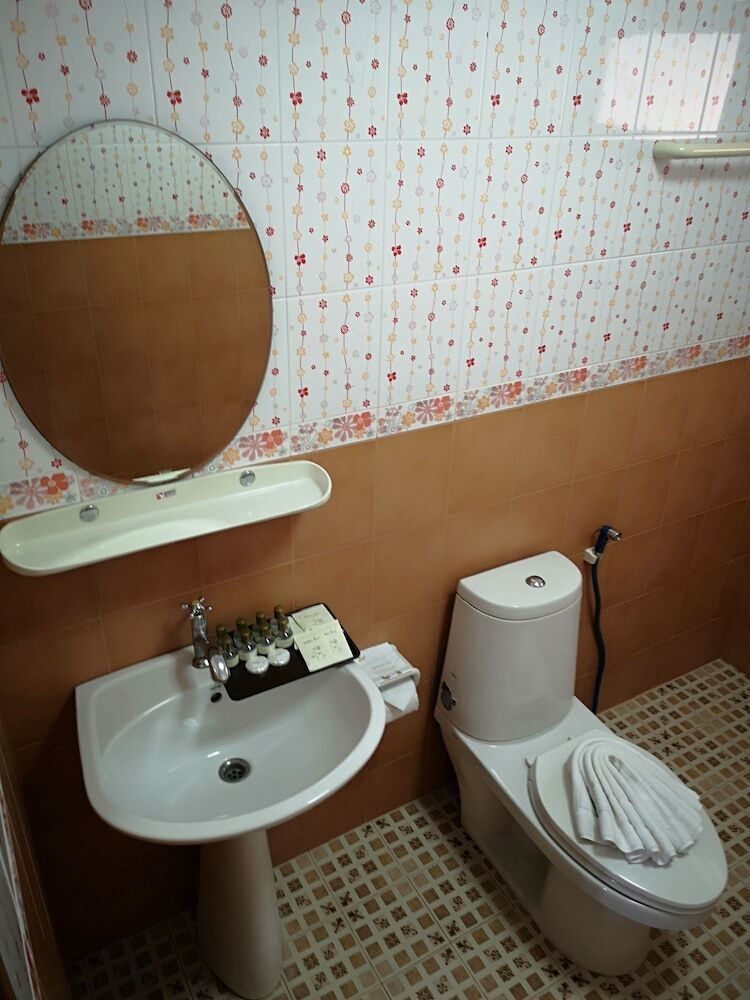 Hotel Veepana Resort