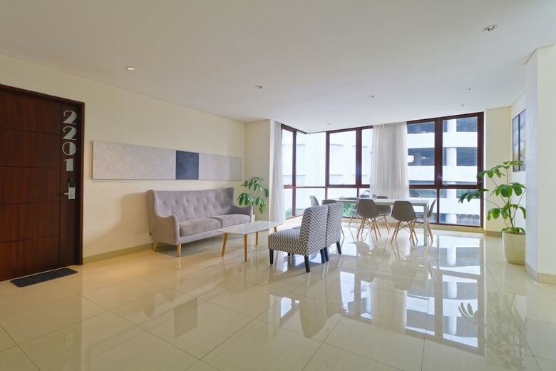 Hotel Plaza 54 Residence